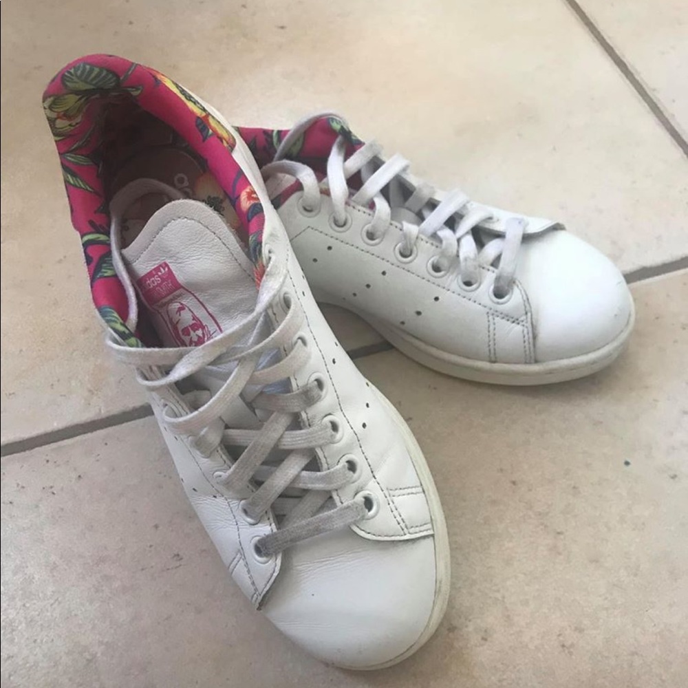Rare floral Adidas Stan Smith US 7, FR 38 women